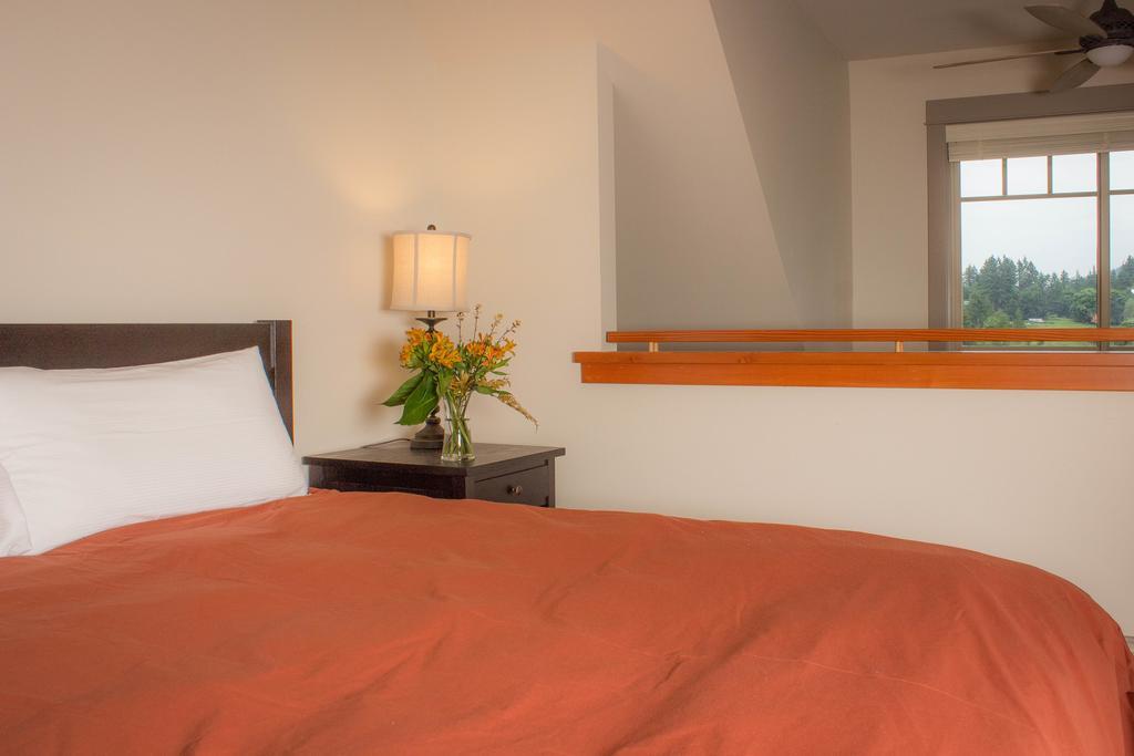 The Cottages On Salt Spring Island Ganges Extérieur photo
