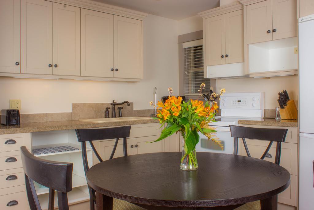 The Cottages On Salt Spring Island Ganges Extérieur photo
